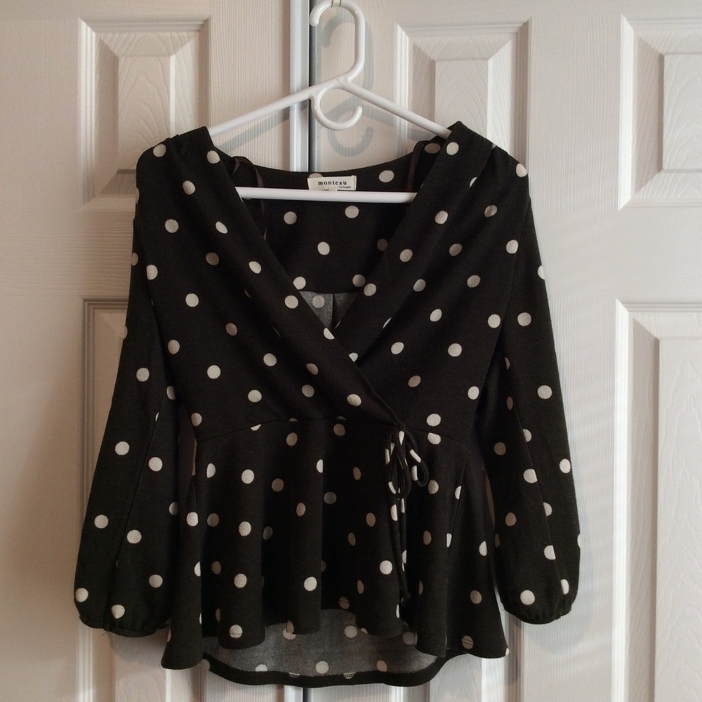 NEVER BEEN WORN- Dark Green Wrap Polka Dot Top